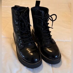 Madden Girl Black Boots Size 5.5